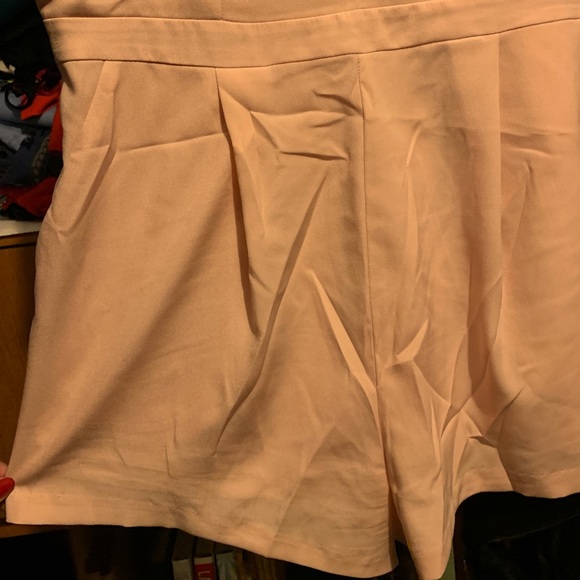 Pink, sleeveless, short romper - Picture 3 of 7